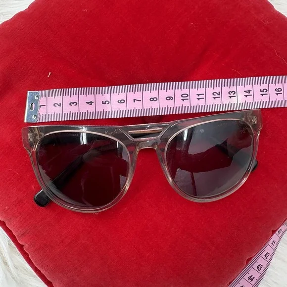 Kenneth Cole Clear And Gun Metal Gray Marble Classic Sunglasses Mens - Picture 8 of 8